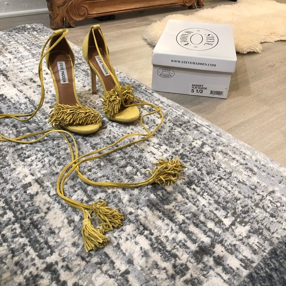 Suede lace up fringe stiletto - Picture 3 of 10